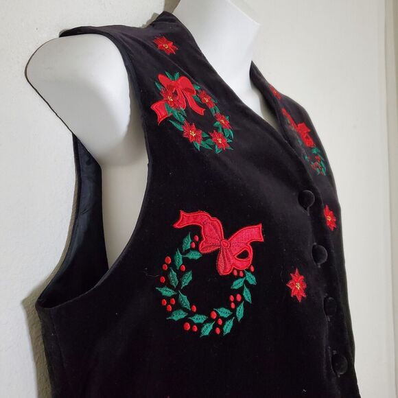 Karen Scott Vintage Women's Vest Top Small Black Velvet 90s Christmas Embroidery - Picture 4 of 8